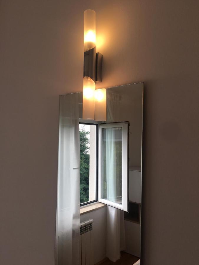 Artists Loft Apartment พูลา ภายนอก รูปภาพ
